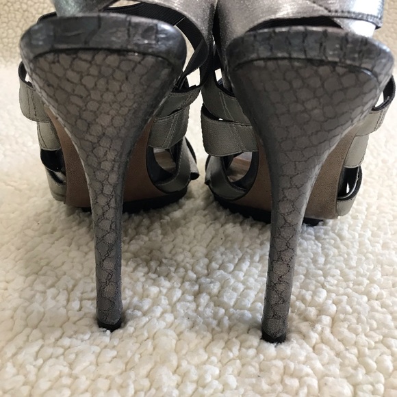 BCBG Gray Snakeskin Stretchy Strap Heels 
5” Heel
Size 7.5 
No Shoebox - Picture 2 of 13